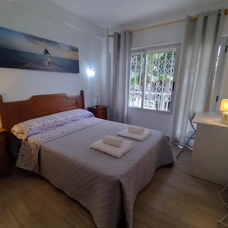 Living Benidorm. Playa Levante بينايدورم