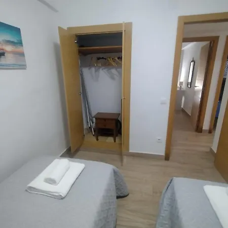 Living Benidorm. Playa Levante بينايدورم