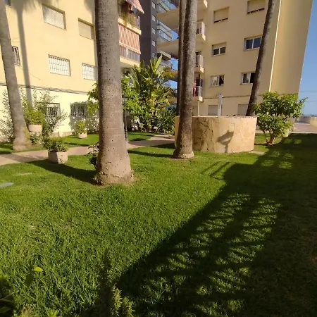 Apartamento Living Benidorm. Playa Levante