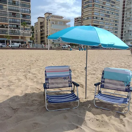 شقة Living Benidorm. Playa Levante بينايدورم