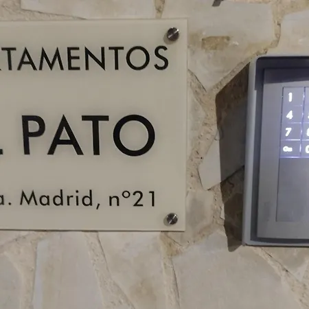 Living Benidorm. Playa Levante * بينايدورم